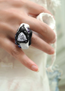 photo of Jingyayi creation: Trilliant-Cut Moissanite Titanium Diamond Ring - www.jingyayi.com